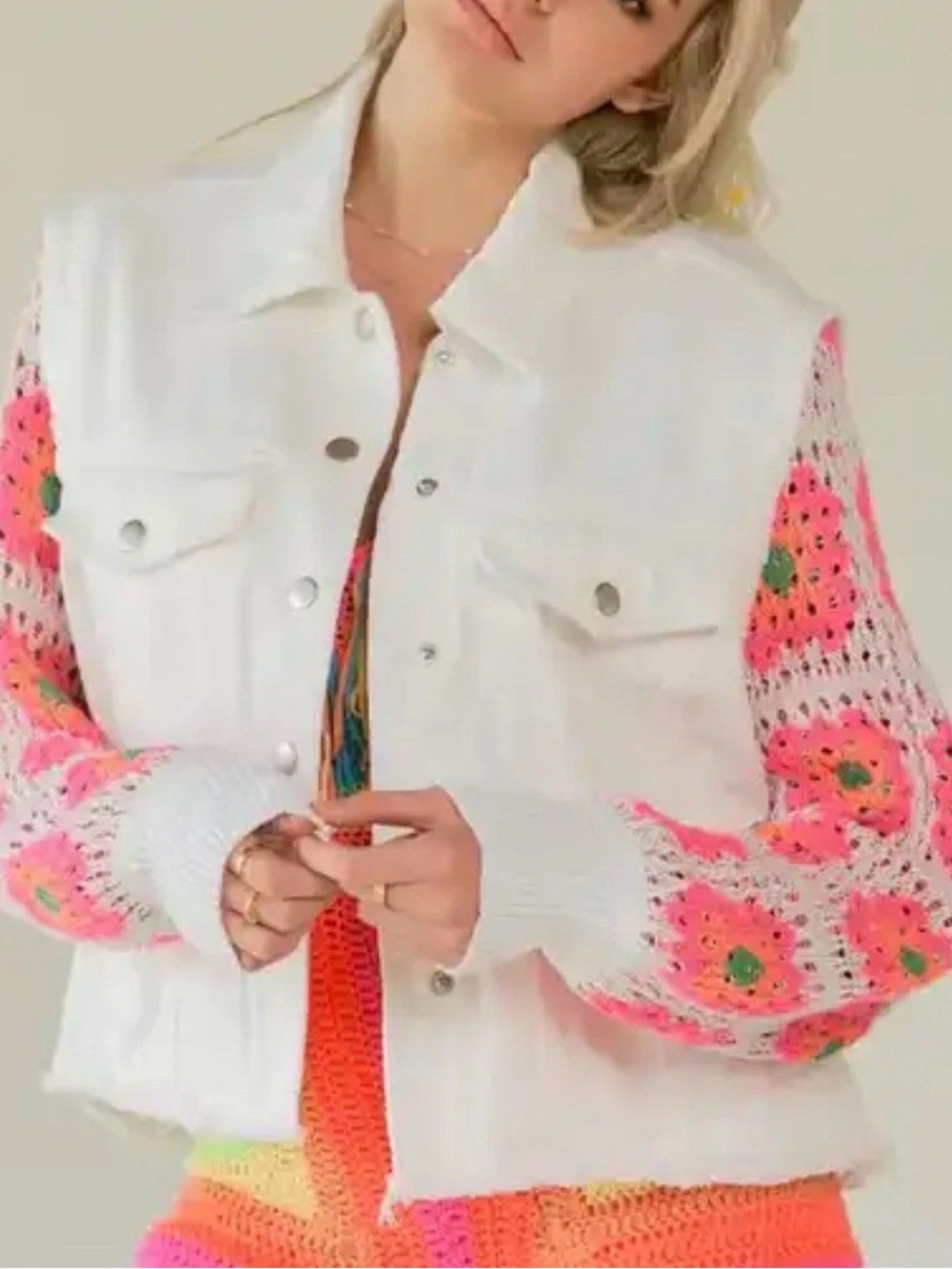 DAVI & DANI white denim jacket vibrant pink granny square crochet sleeves size M